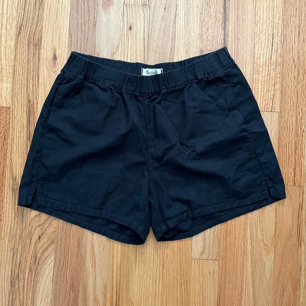 Madewell black cotton shorts.